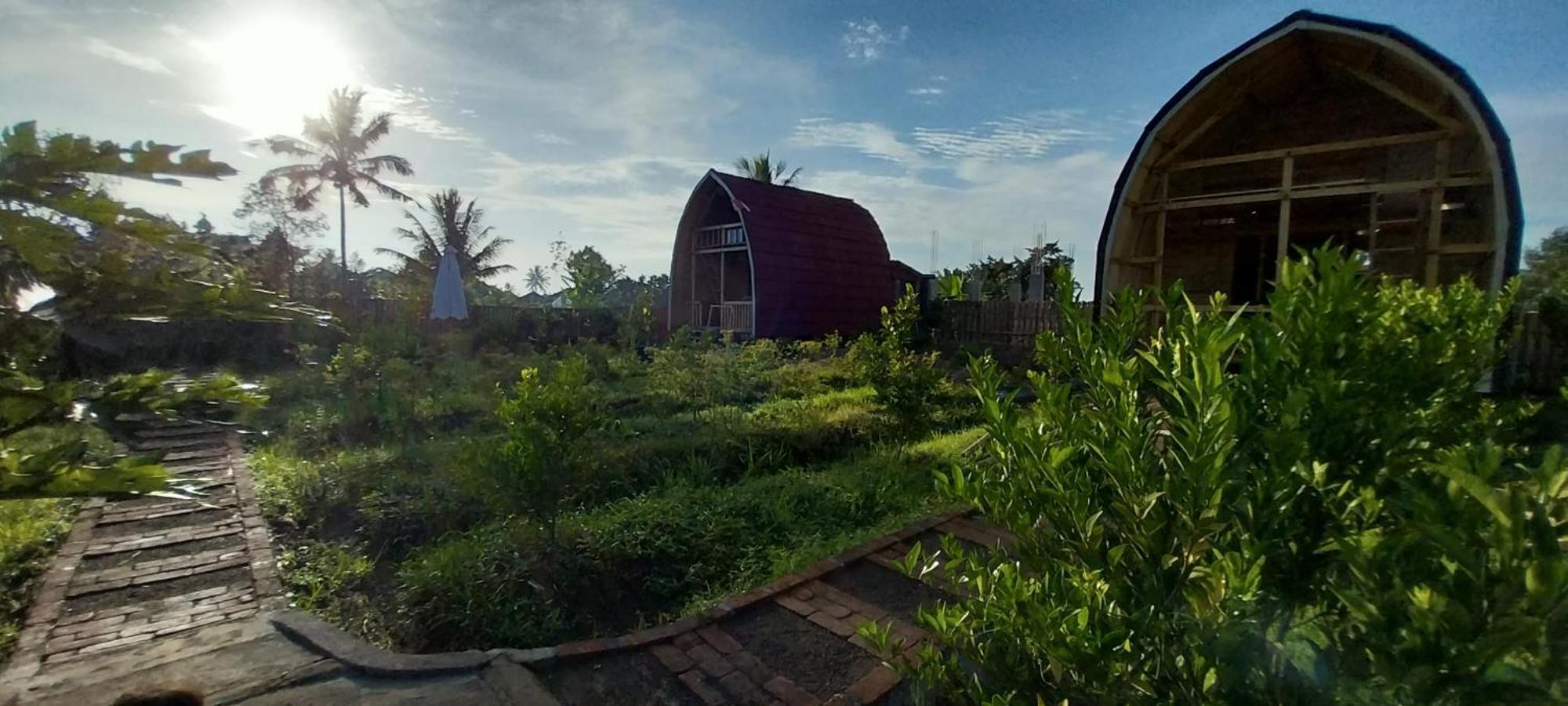 Raturinjani Homestay Selong Екстериор снимка