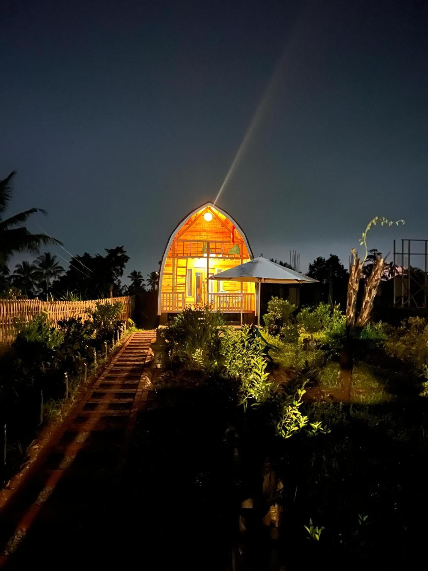 Raturinjani Homestay Selong Екстериор снимка