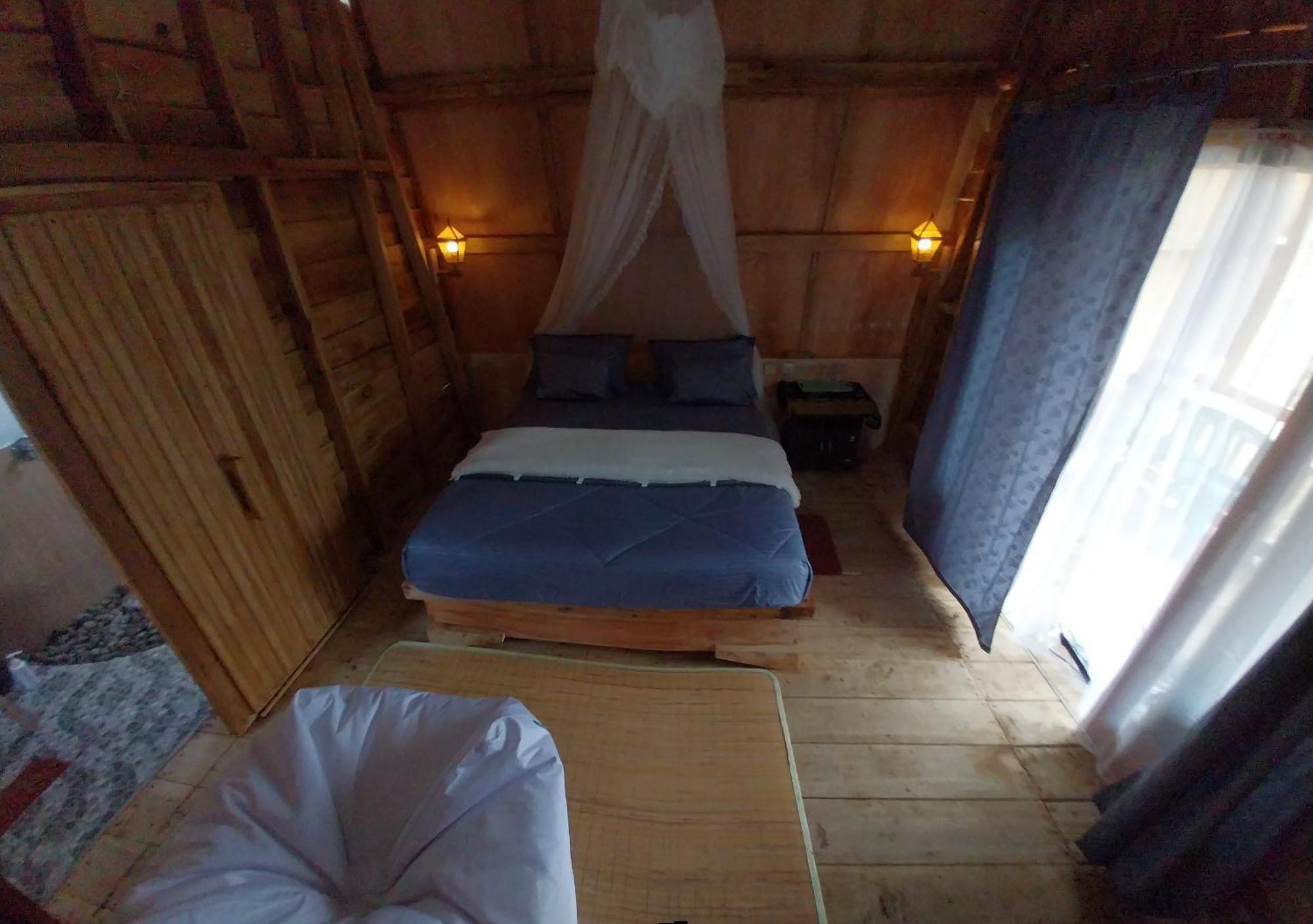 Raturinjani Homestay Selong Екстериор снимка