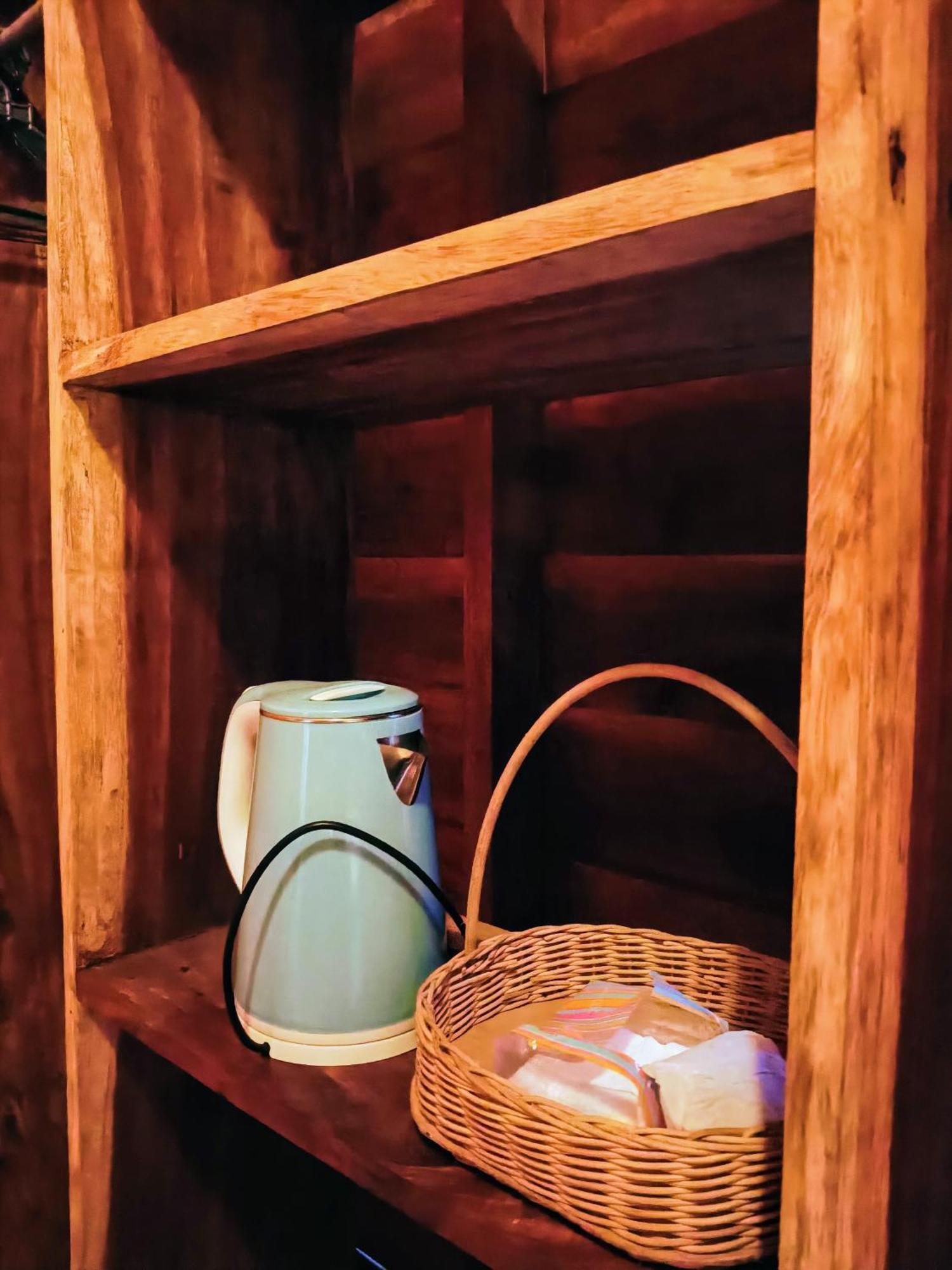 Raturinjani Homestay Selong Екстериор снимка